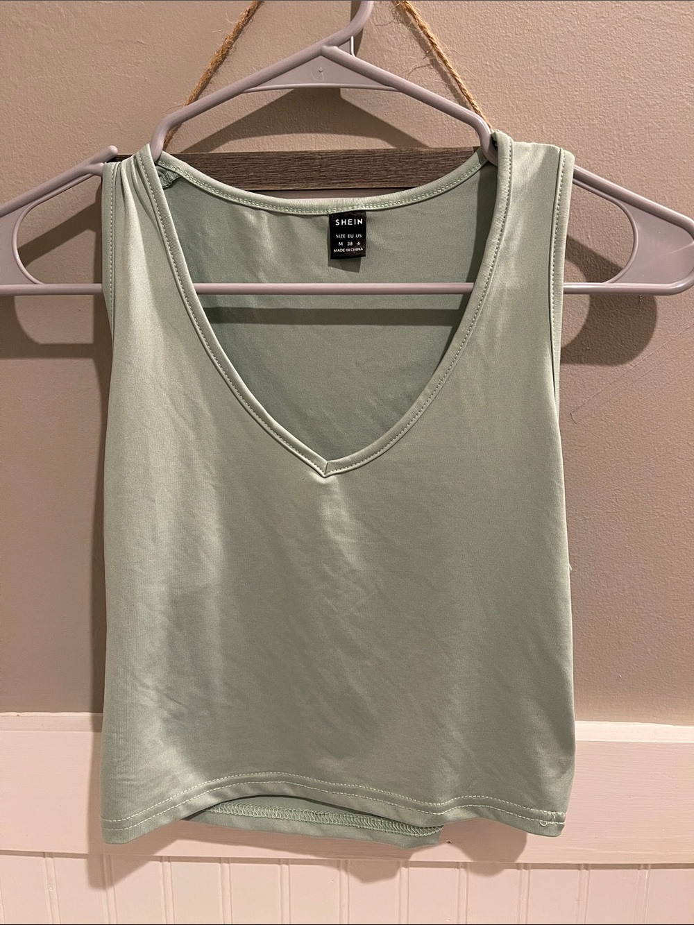 Cropped Tank Top